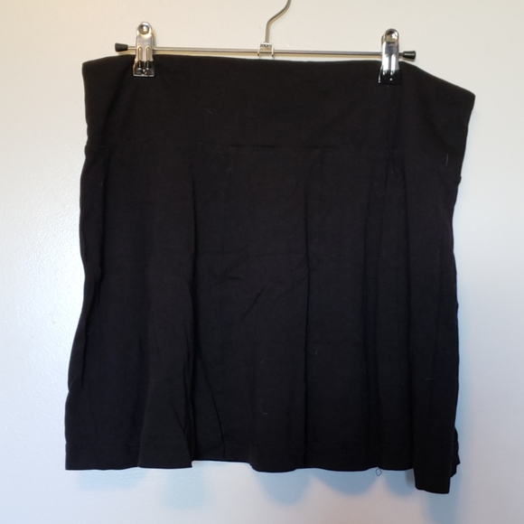 American Eagle Outfitters Black Skirt - Picture 1 of 3